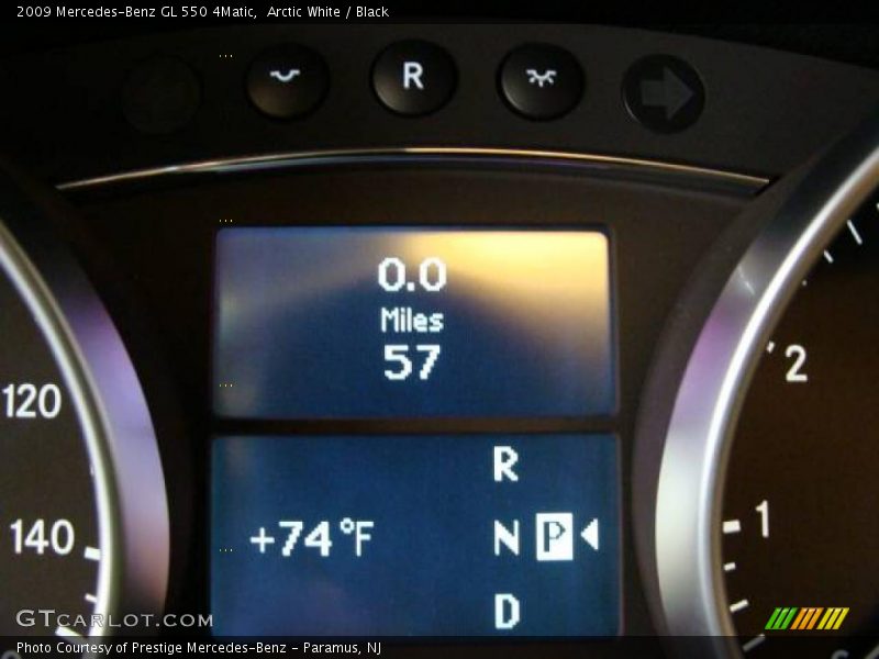 Arctic White / Black 2009 Mercedes-Benz GL 550 4Matic