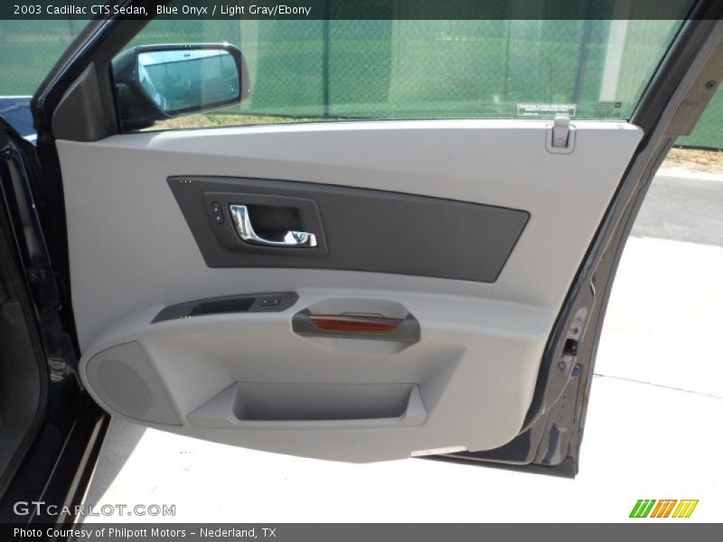 Blue Onyx / Light Gray/Ebony 2003 Cadillac CTS Sedan