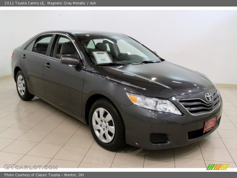 Magnetic Gray Metallic / Ash 2011 Toyota Camry LE