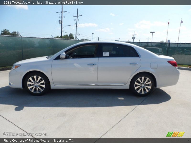 Blizzard White Pearl / Ivory 2011 Toyota Avalon Limited