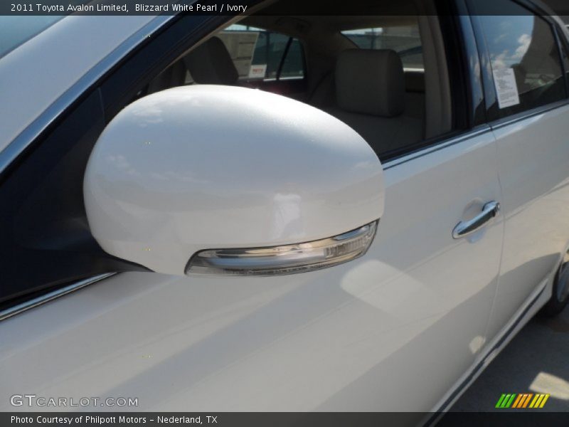 Blizzard White Pearl / Ivory 2011 Toyota Avalon Limited