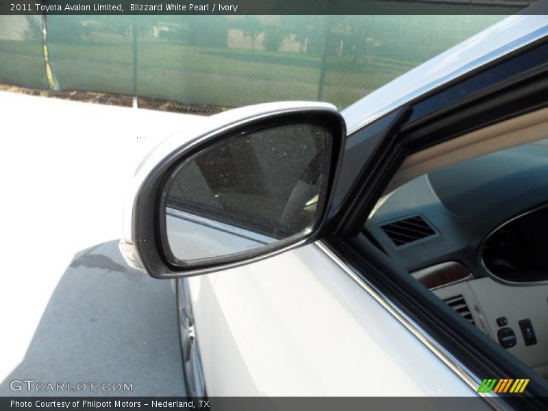 Blizzard White Pearl / Ivory 2011 Toyota Avalon Limited