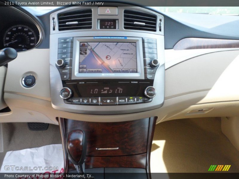 Blizzard White Pearl / Ivory 2011 Toyota Avalon Limited