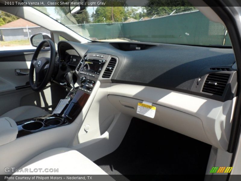 Classic Silver Metallic / Light Gray 2011 Toyota Venza I4