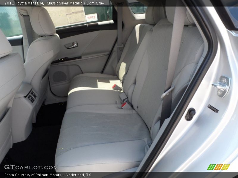 Classic Silver Metallic / Light Gray 2011 Toyota Venza I4