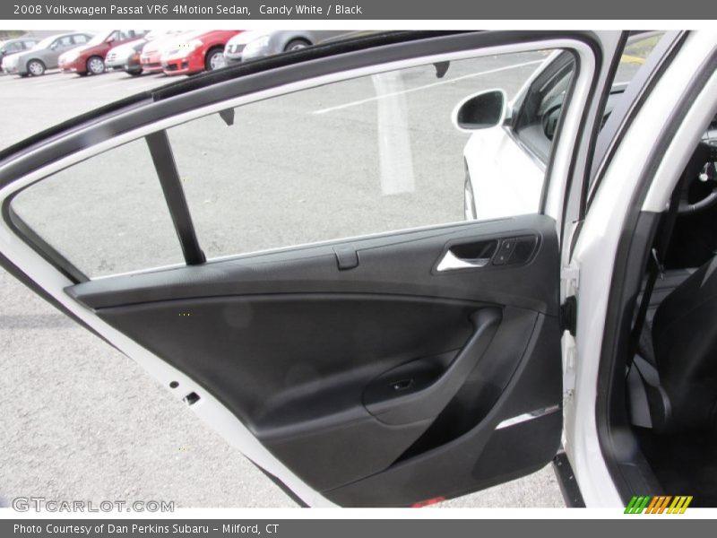 Door Panel of 2008 Passat VR6 4Motion Sedan