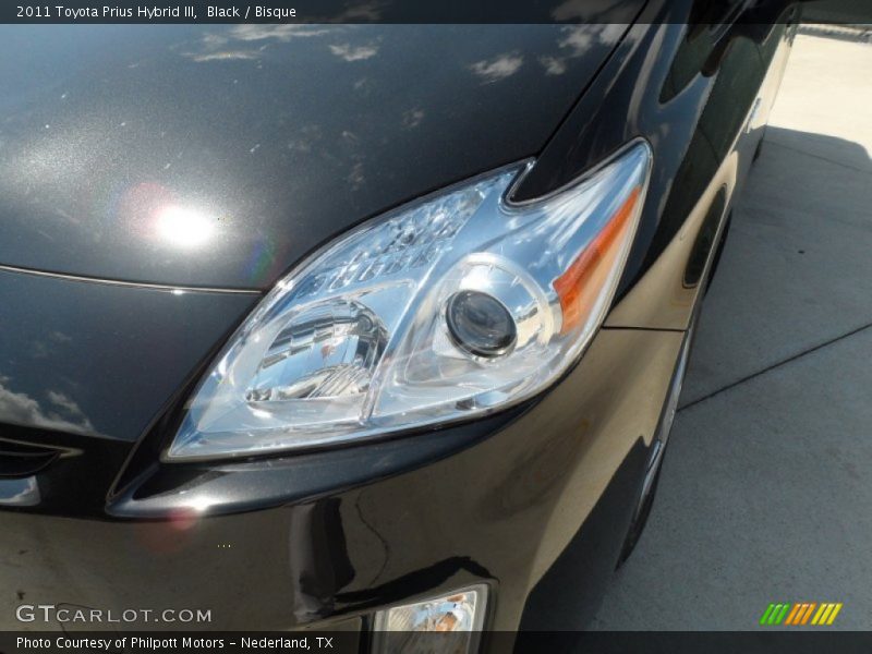 Black / Bisque 2011 Toyota Prius Hybrid III