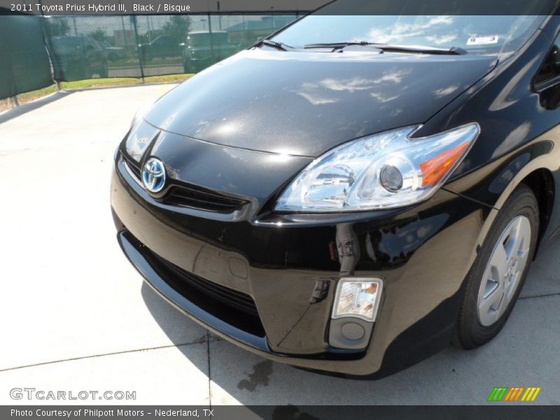 Black / Bisque 2011 Toyota Prius Hybrid III