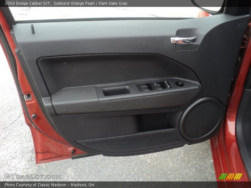 Sunburst Orange Pearl / Dark Slate Gray 2009 Dodge Caliber SXT