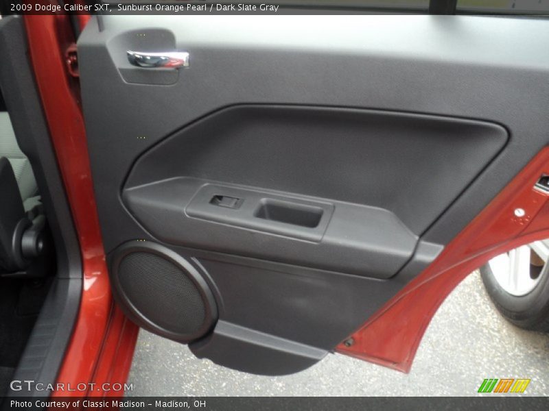 Sunburst Orange Pearl / Dark Slate Gray 2009 Dodge Caliber SXT