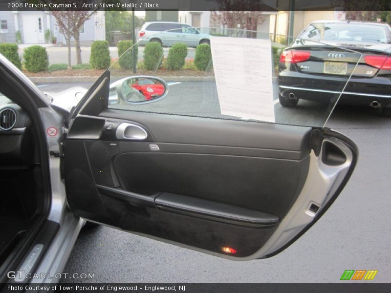 Door Panel of 2008 Cayman S