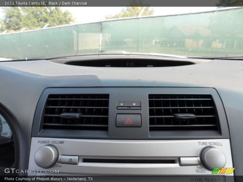 Black / Dark Charcoal 2011 Toyota Camry SE