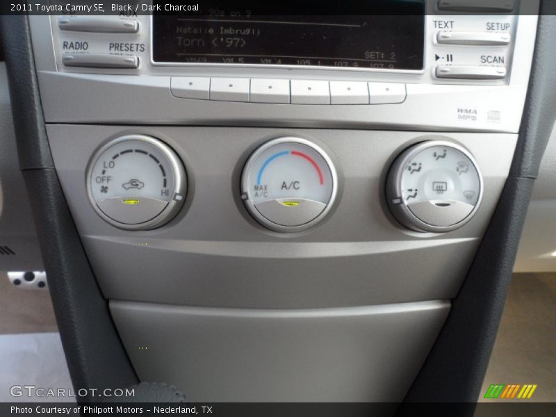 Black / Dark Charcoal 2011 Toyota Camry SE