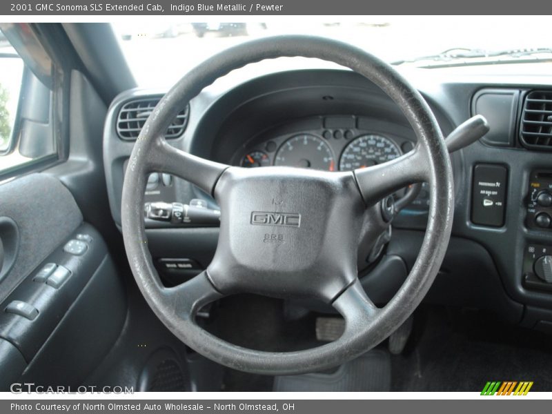  2001 Sonoma SLS Extended Cab Steering Wheel