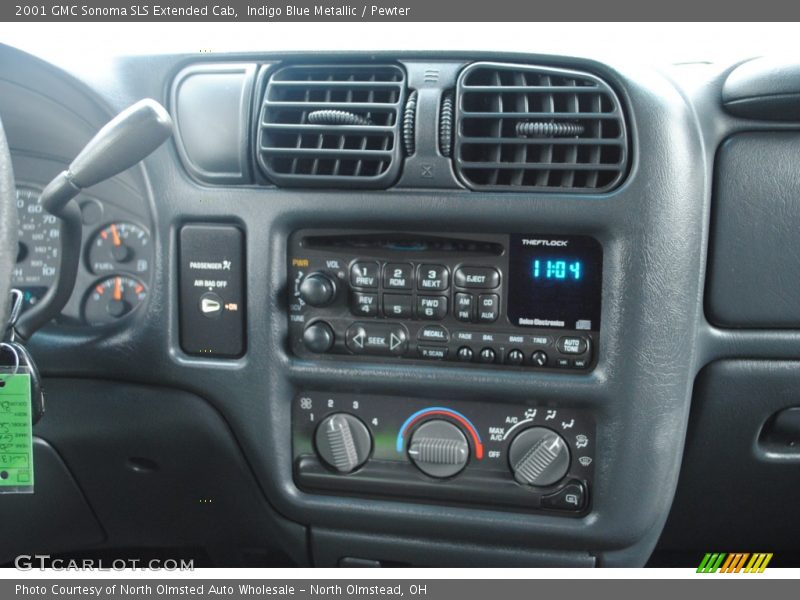 Controls of 2001 Sonoma SLS Extended Cab