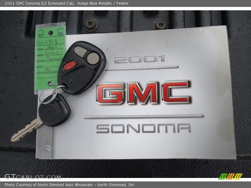 Keys of 2001 Sonoma SLS Extended Cab