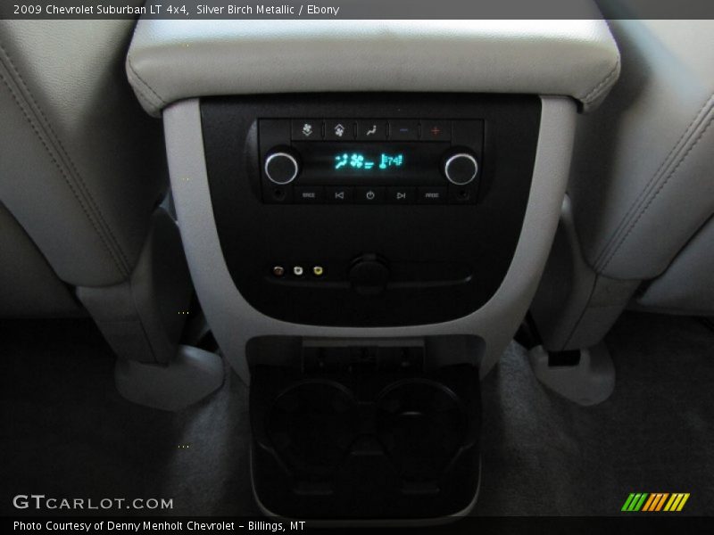 Silver Birch Metallic / Ebony 2009 Chevrolet Suburban LT 4x4