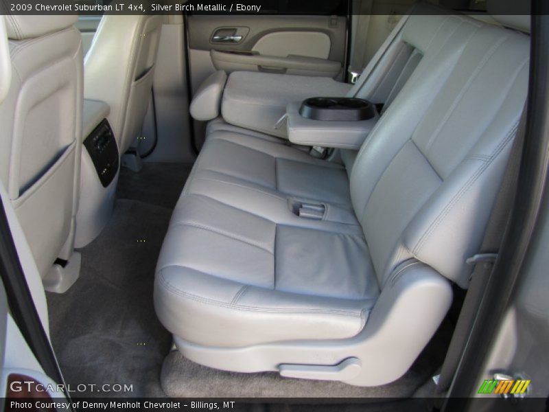 Silver Birch Metallic / Ebony 2009 Chevrolet Suburban LT 4x4