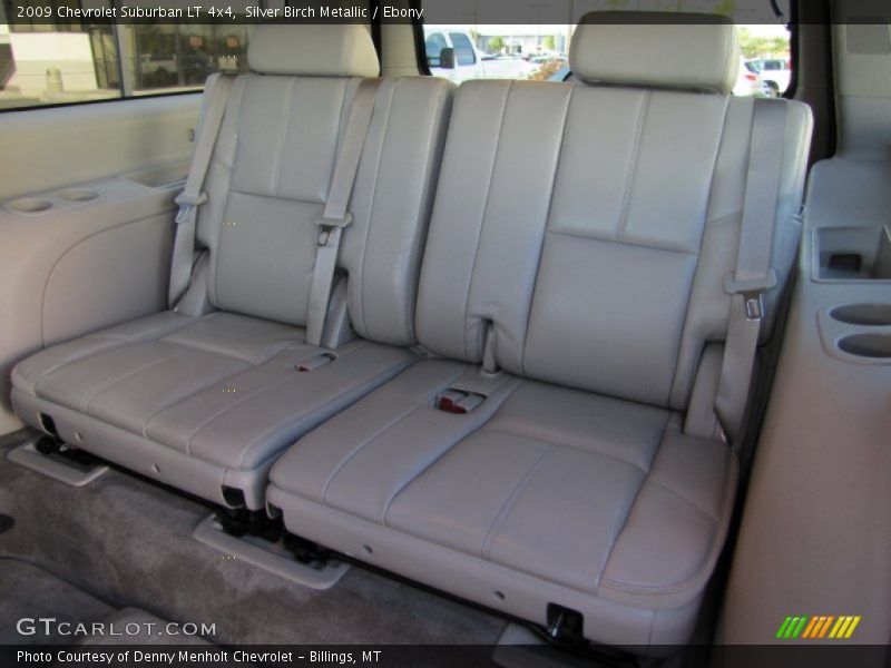 Silver Birch Metallic / Ebony 2009 Chevrolet Suburban LT 4x4