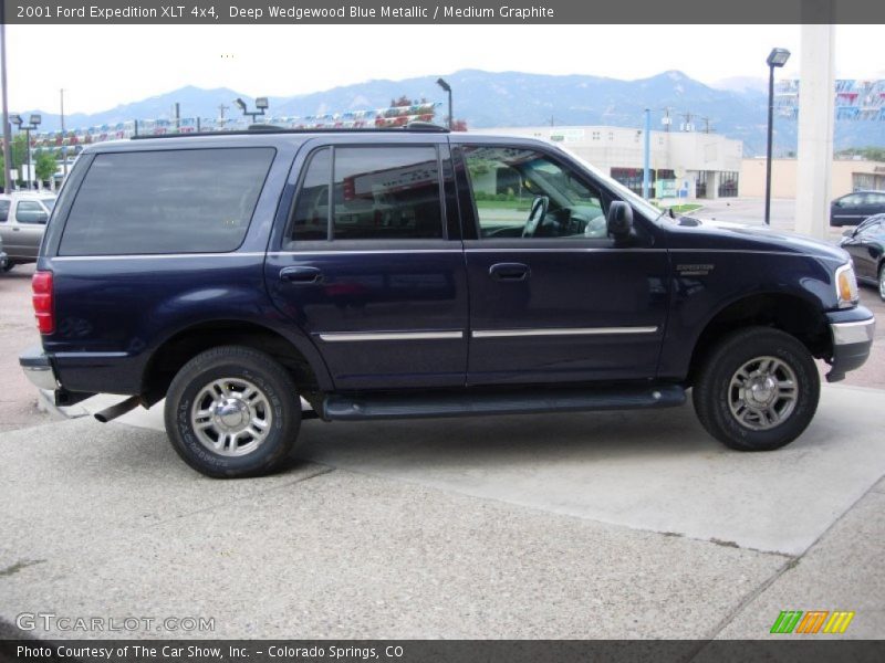 Deep Wedgewood Blue Metallic / Medium Graphite 2001 Ford Expedition XLT 4x4