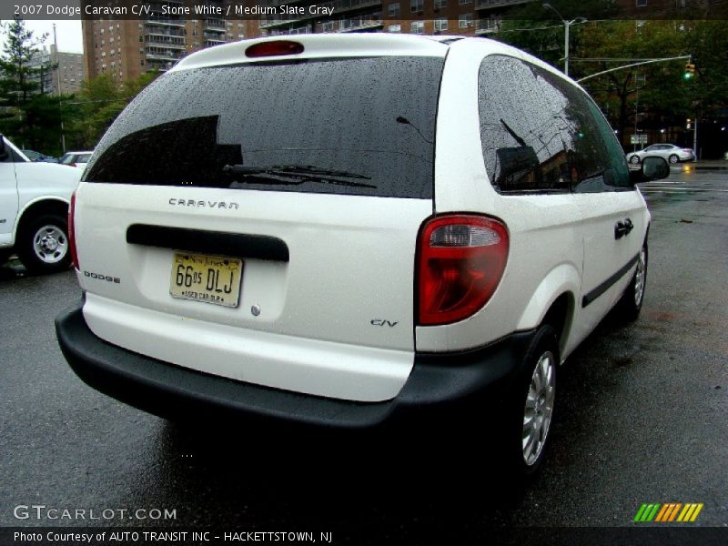 Stone White / Medium Slate Gray 2007 Dodge Caravan C/V