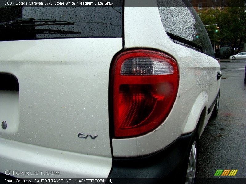 Stone White / Medium Slate Gray 2007 Dodge Caravan C/V