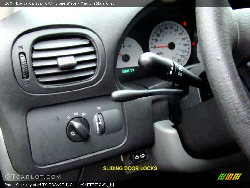 Stone White / Medium Slate Gray 2007 Dodge Caravan C/V