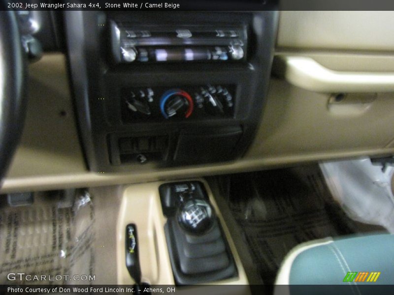 Stone White / Camel Beige 2002 Jeep Wrangler Sahara 4x4