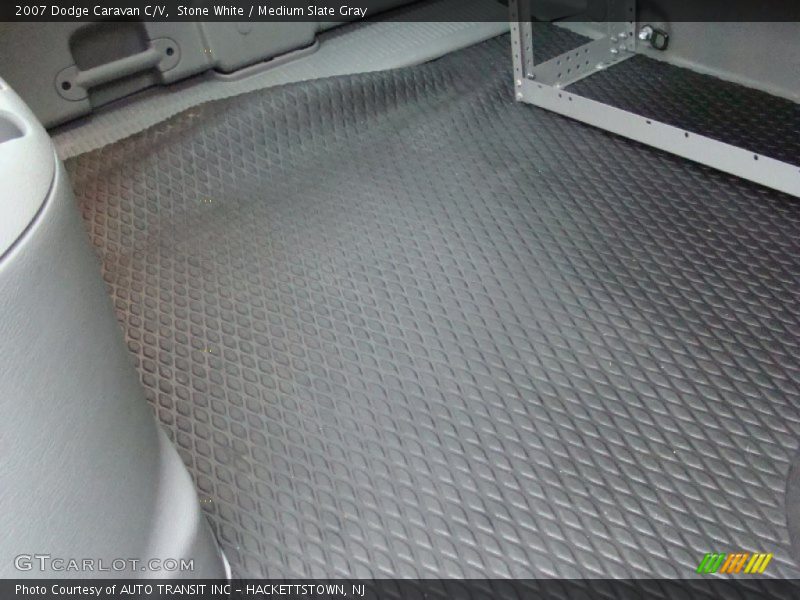 Stone White / Medium Slate Gray 2007 Dodge Caravan C/V