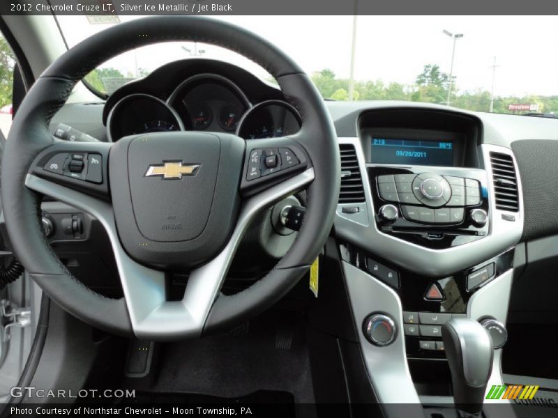Silver Ice Metallic / Jet Black 2012 Chevrolet Cruze LT