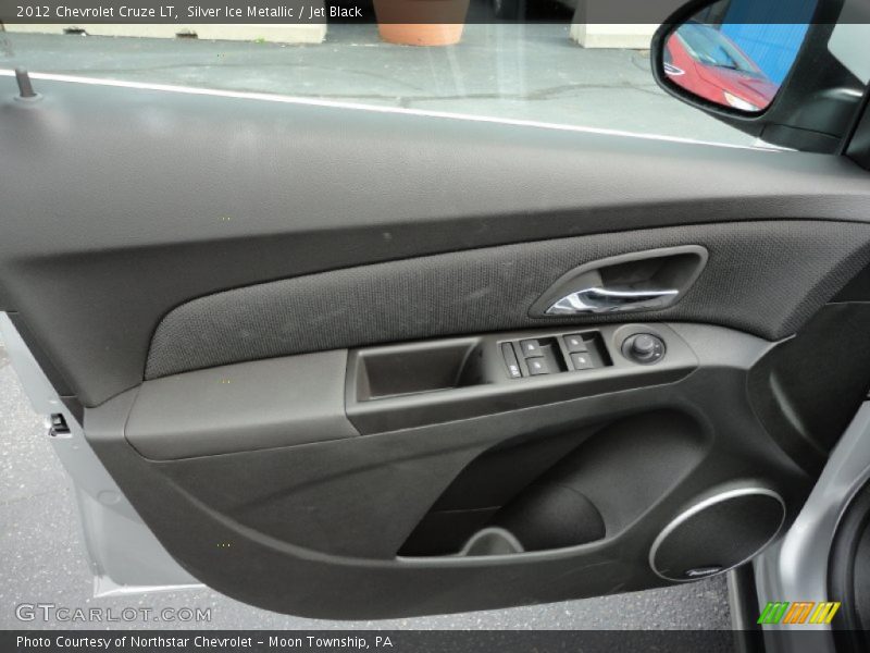 Silver Ice Metallic / Jet Black 2012 Chevrolet Cruze LT