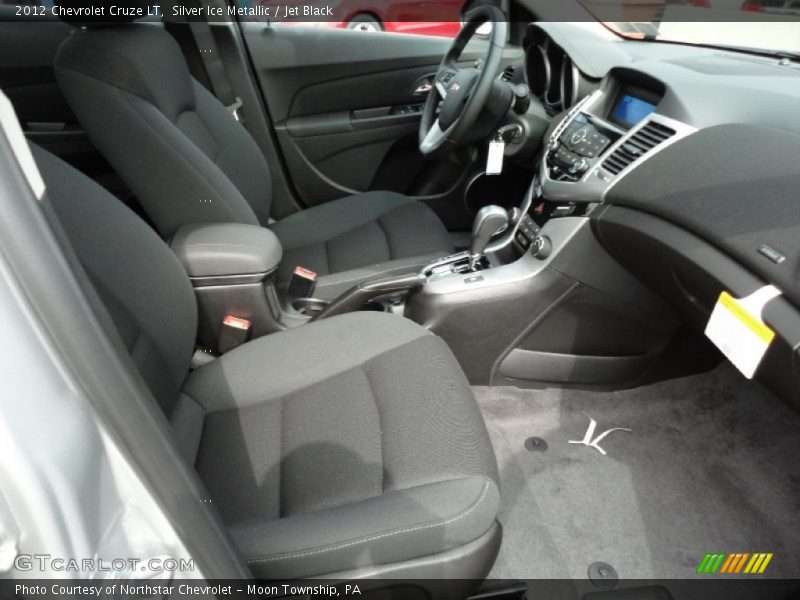 Silver Ice Metallic / Jet Black 2012 Chevrolet Cruze LT