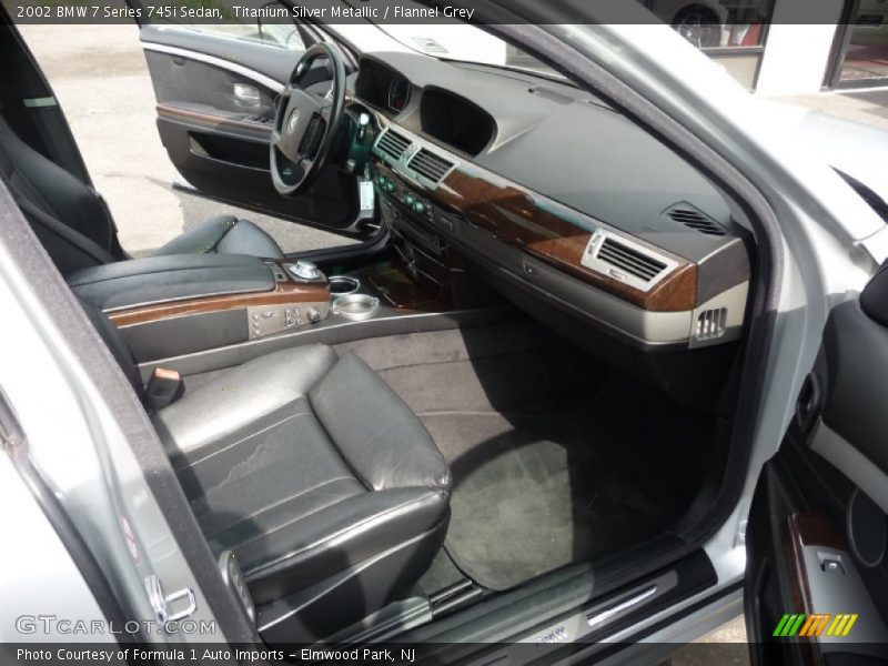 Titanium Silver Metallic / Flannel Grey 2002 BMW 7 Series 745i Sedan