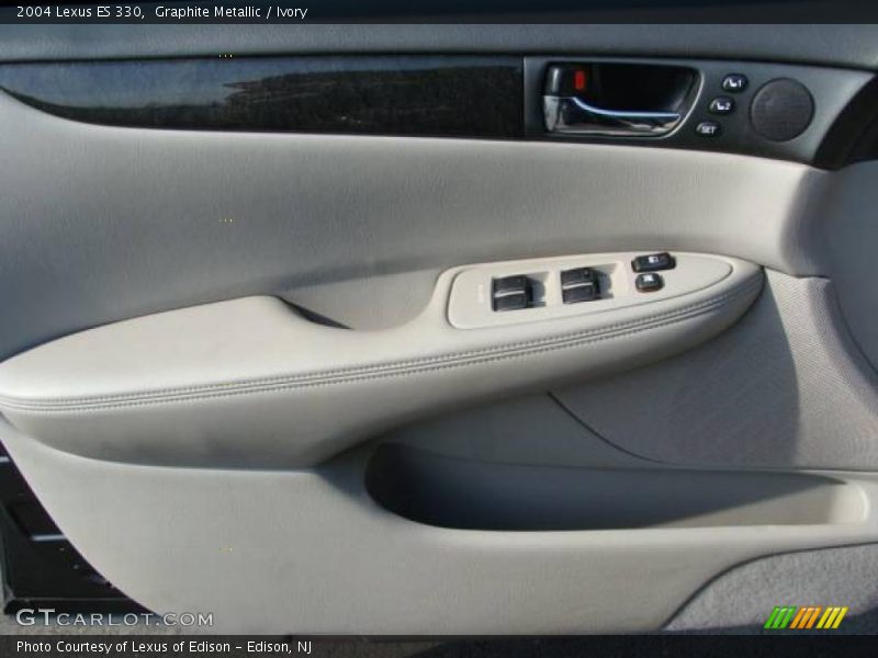 Graphite Metallic / Ivory 2004 Lexus ES 330