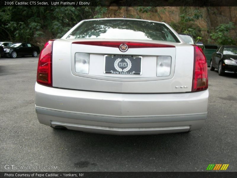 Light Platinum / Ebony 2006 Cadillac CTS Sedan