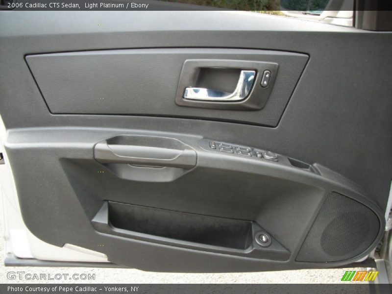 Light Platinum / Ebony 2006 Cadillac CTS Sedan
