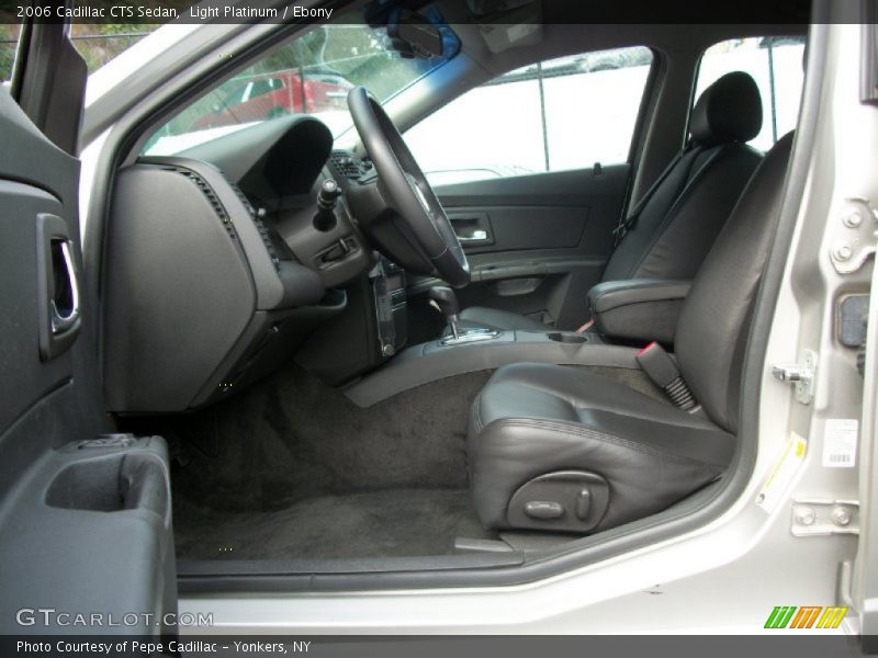Light Platinum / Ebony 2006 Cadillac CTS Sedan