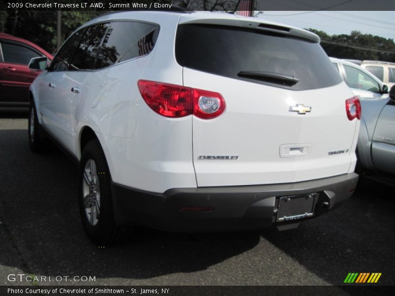 Summit White / Ebony 2009 Chevrolet Traverse LT AWD
