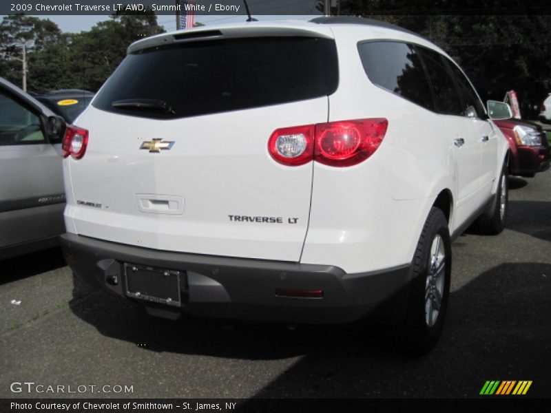 Summit White / Ebony 2009 Chevrolet Traverse LT AWD