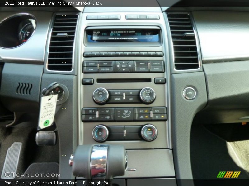 Controls of 2012 Taurus SEL