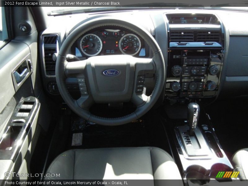 Dashboard of 2012 Escape Limited