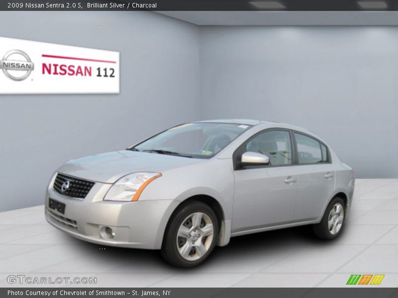 Brilliant Silver / Charcoal 2009 Nissan Sentra 2.0 S