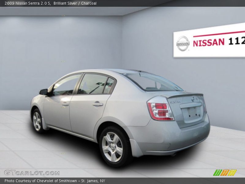 Brilliant Silver / Charcoal 2009 Nissan Sentra 2.0 S