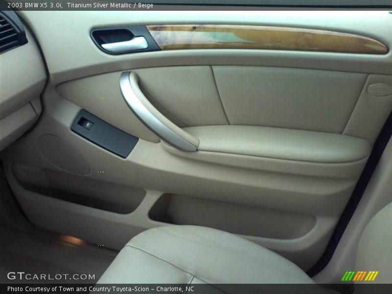 Titanium Silver Metallic / Beige 2003 BMW X5 3.0i