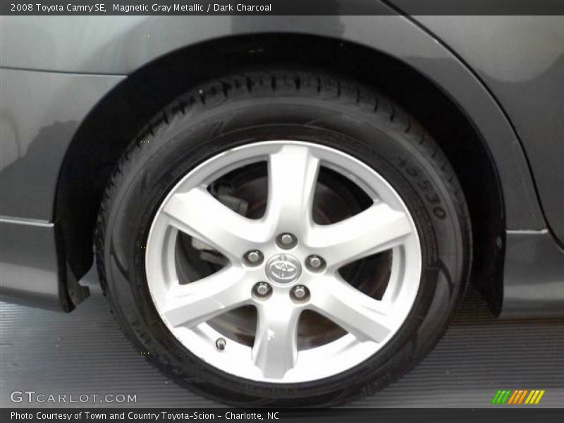 Magnetic Gray Metallic / Dark Charcoal 2008 Toyota Camry SE