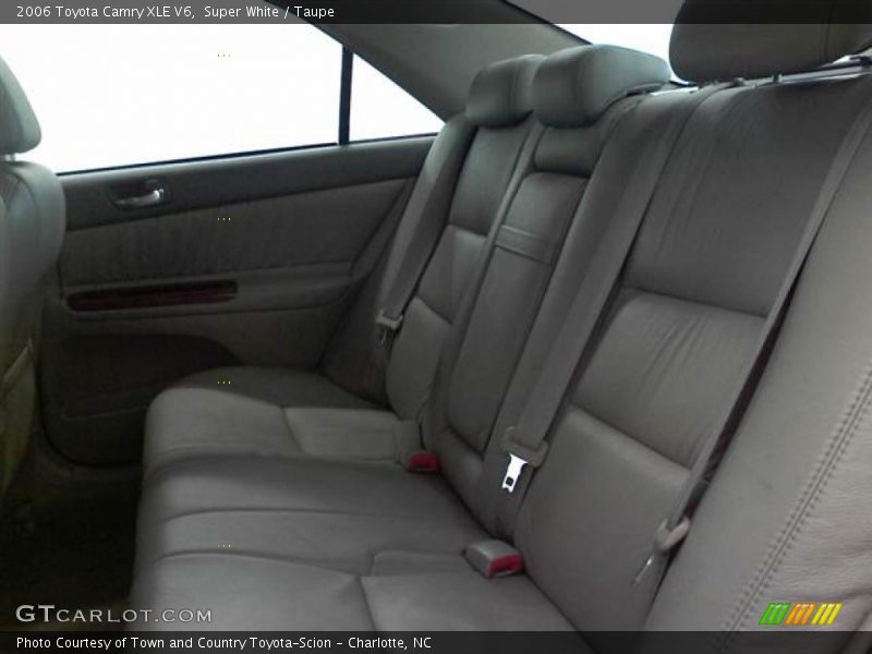  2006 Camry XLE V6 Taupe Interior