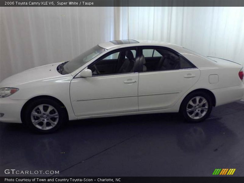 Super White / Taupe 2006 Toyota Camry XLE V6