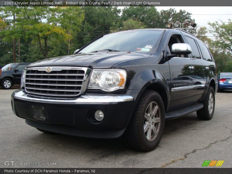 Front 3/4 View of 2007 Aspen Limited 4WD