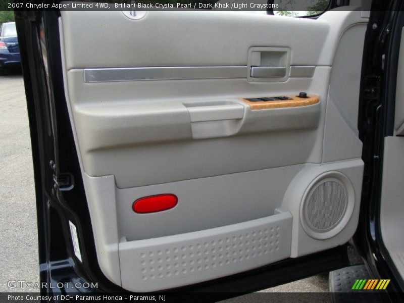 Brilliant Black Crystal Pearl / Dark Khaki/Light Graystone 2007 Chrysler Aspen Limited 4WD
