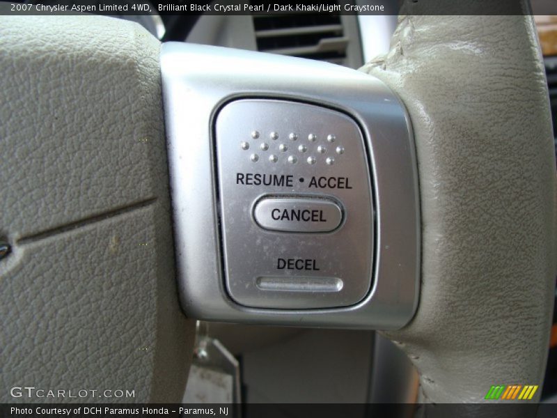Controls of 2007 Aspen Limited 4WD